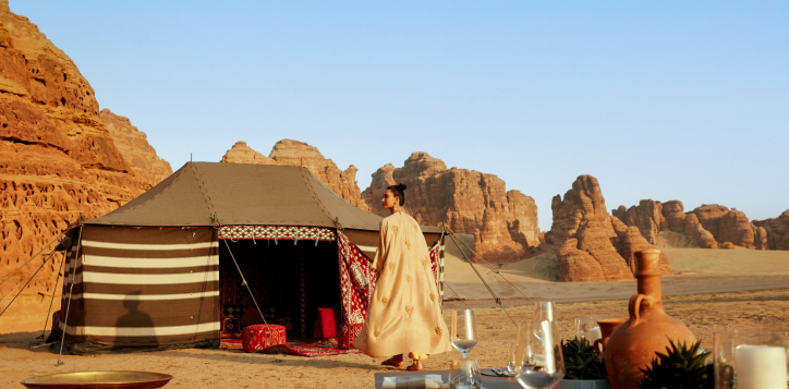 3-banyan-tree-alula-woman-tent-desert-2023-2